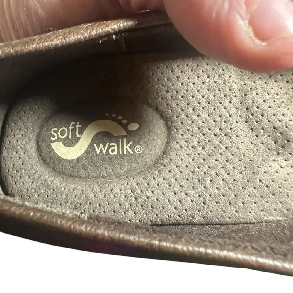 SoftWalk Women’s Leather Slip-On Shoes 7.5 Narrow Comfortable Casual Flats